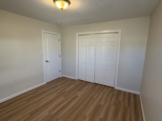 Building Photo - 2937 Washington St NE