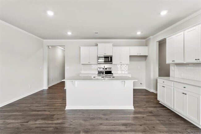Building Photo - 5133 Tulip Sq