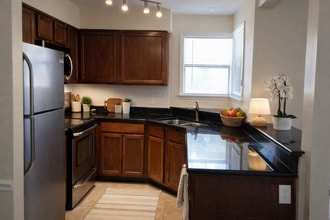 Building Photo - FOR RENT! Beautiful 2/2 Winter Park  Pool View Condo  in front of Full Sail!