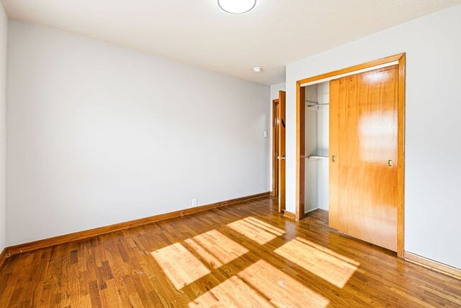 Building Photo - Updated 3-Bedroom Home with Attached Garage & Full Basement