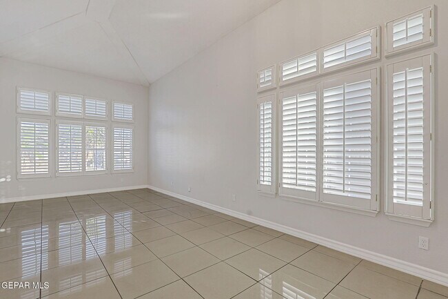 Building Photo - 485 Jeweled Mesa Ct