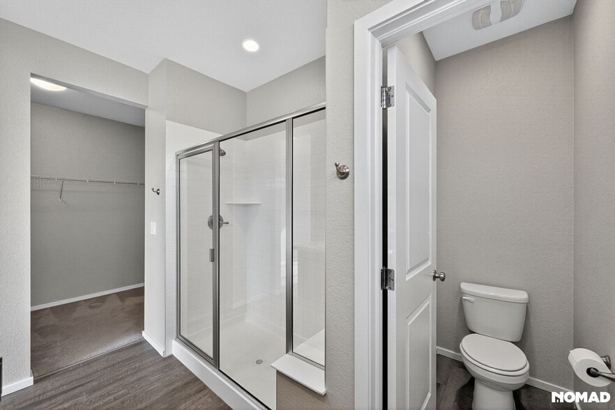 Building Photo - 4672 Clear Creek Dr