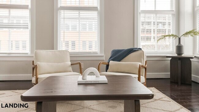 Building Photo - 617 W Lexington St