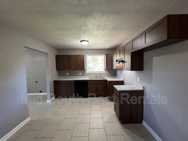 Building Photo - 4034 Knight Arnold Rd