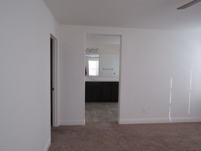 Building Photo - 1179 Wild Star Wy