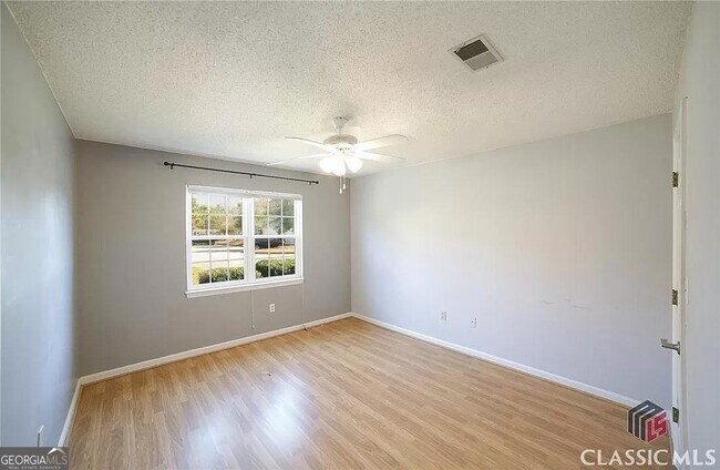 Building Photo - 2165 S Milledge Ave