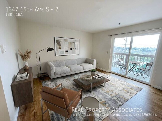 Building Photo - 1347 15th Ave S