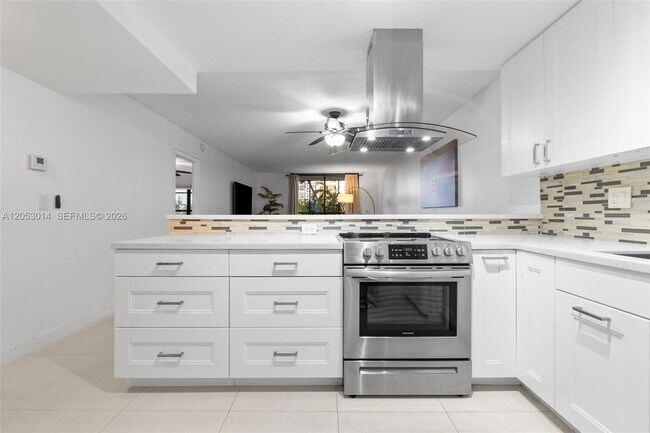Building Photo - 600 Three Islands Boulevard