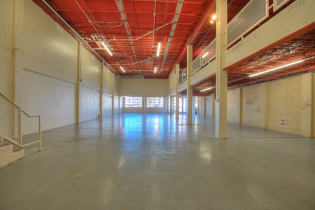 The Lofts @ 610 Central - Albuquerque, NM | Apartment Finder