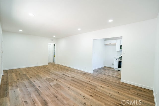 Building Photo - 7456 Kingsley Way