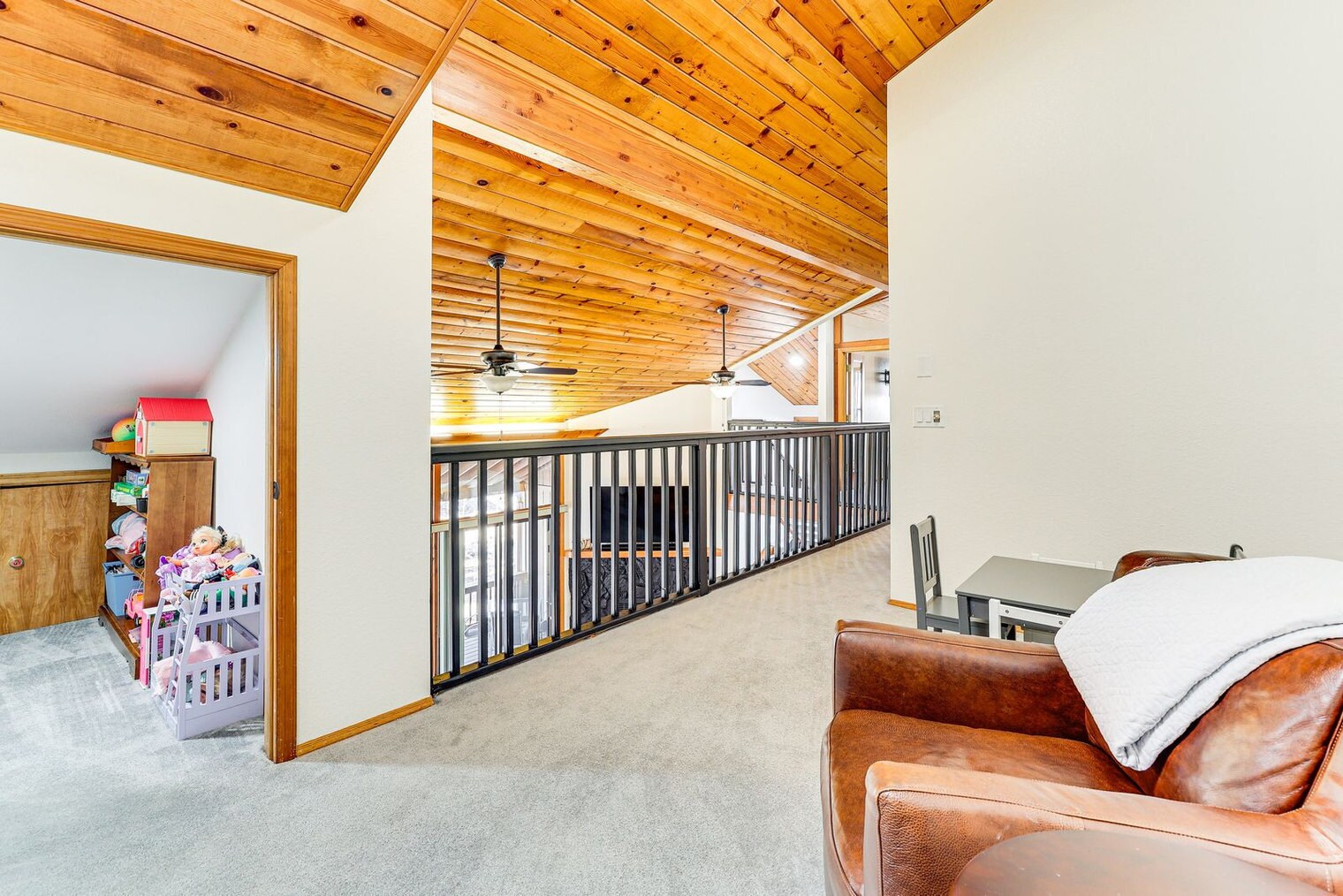 Building Photo - 2787 Oak Cir
