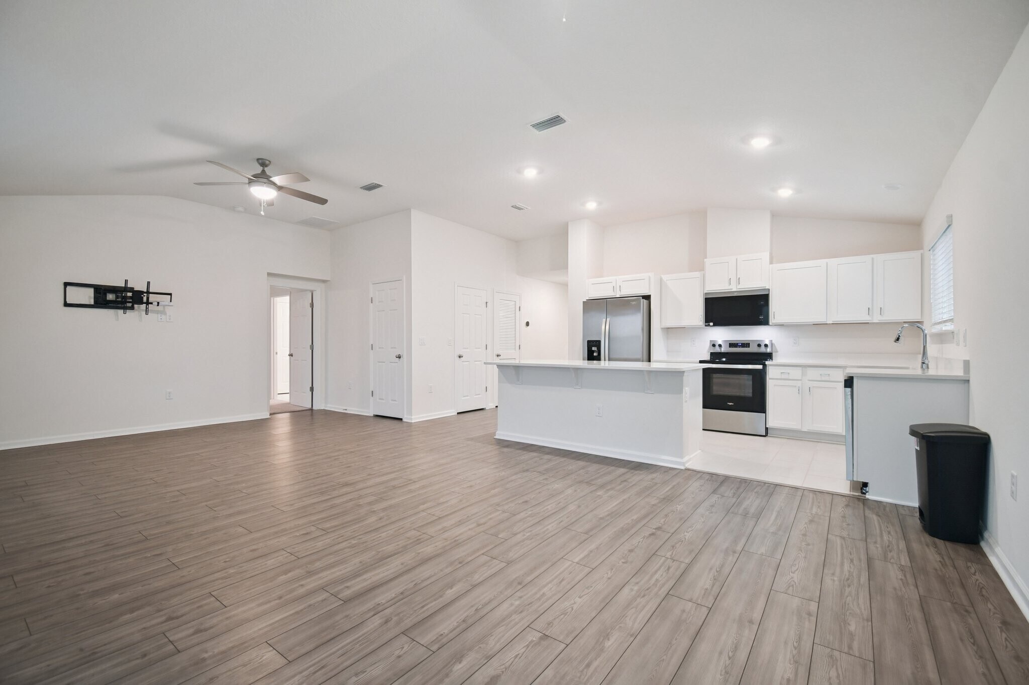 Building Photo - 8302 Hawkes Meadow Dr