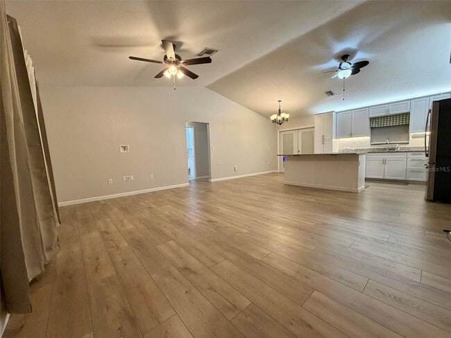Building Photo - 7242 Ashmore Dr