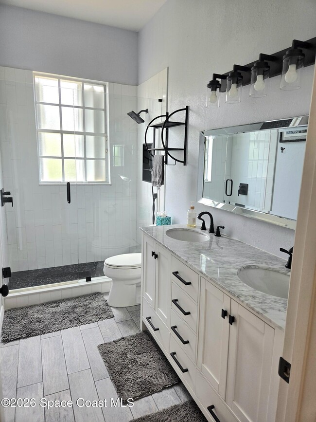 Building Photo - 988 Wildwood Dr