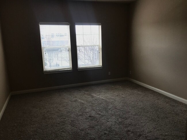 Building Photo - 2805 Northridge Pkwy