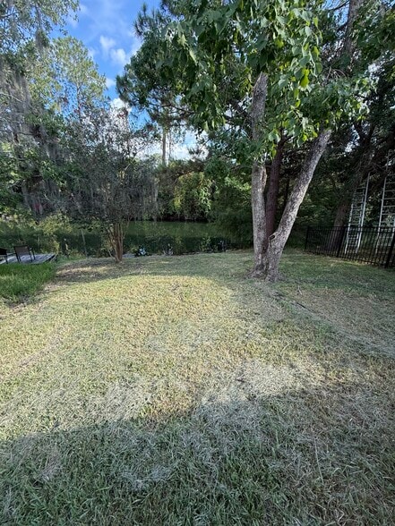 Building Photo - 4084 Stillwood Dr