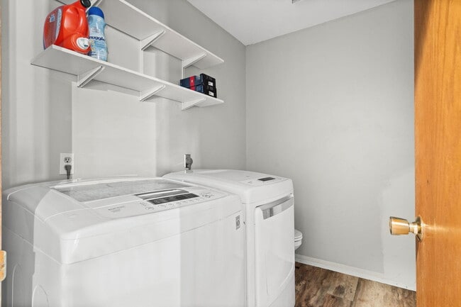 Building Photo - 42 Irish Hills Blvd