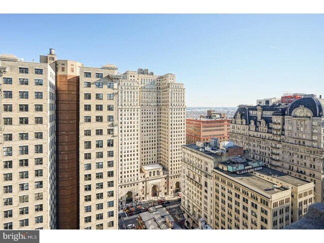 Building Photo - 111 S 15th St