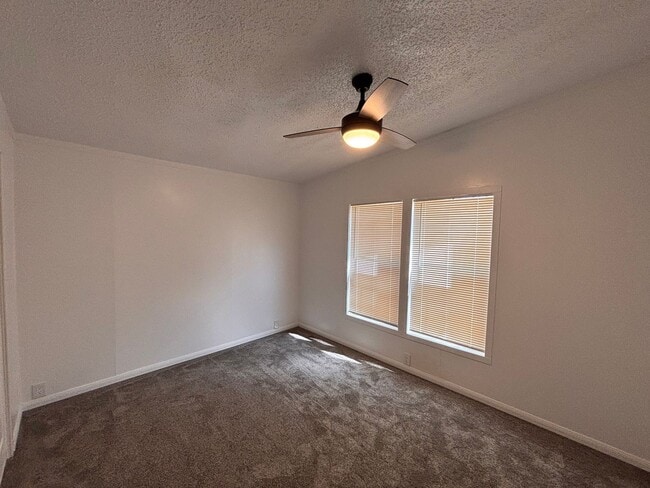 Building Photo - 3950 White Pine Dr