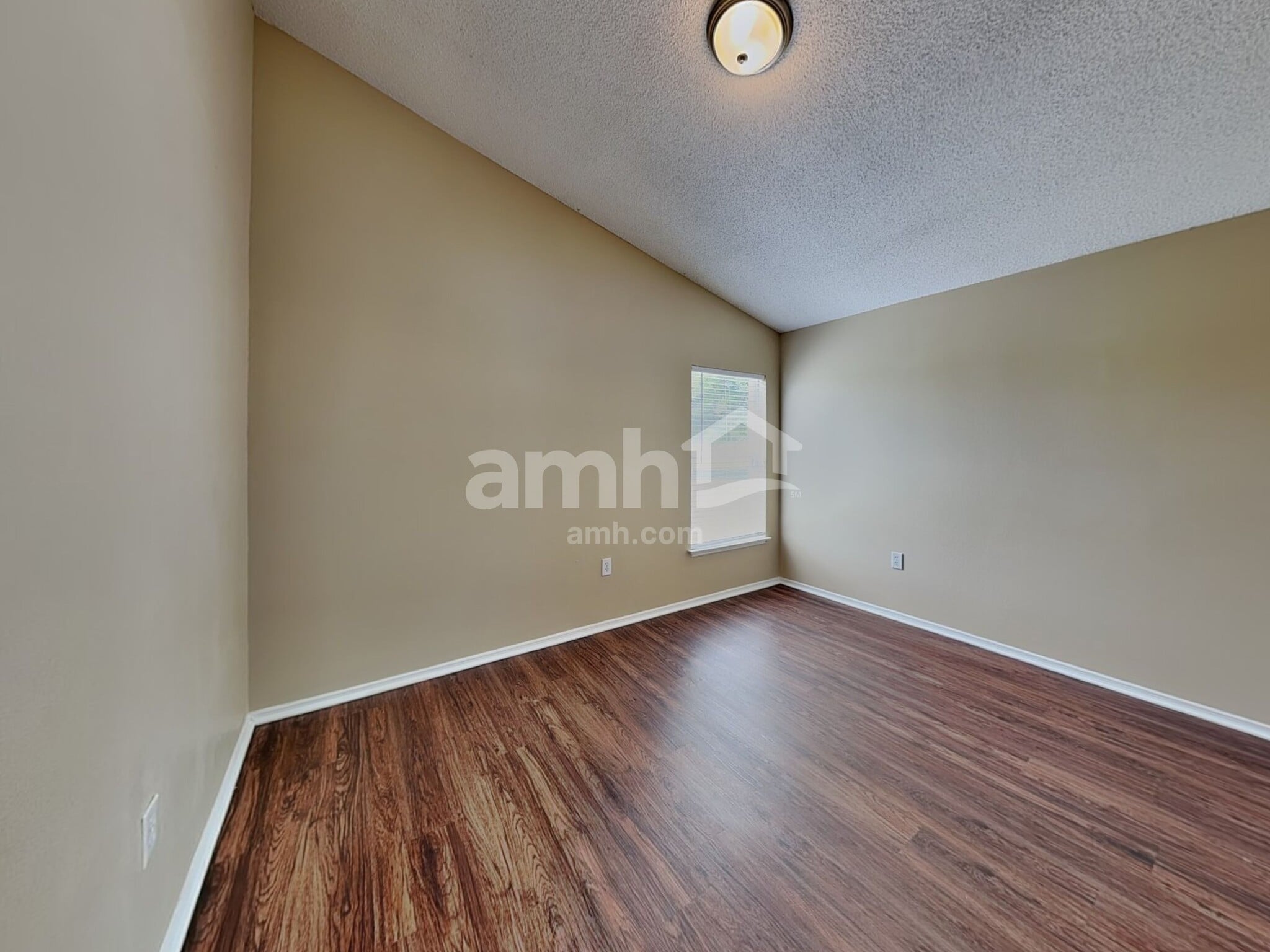 Building Photo - 1468 Carey Glen Cir