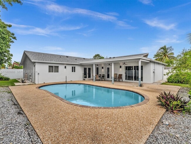 Building Photo - 9960 NW 23rd St