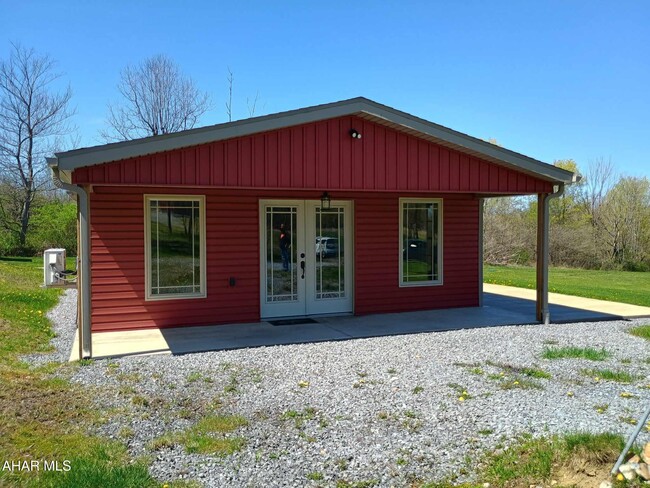 Building Photo - 377 Eger Rd