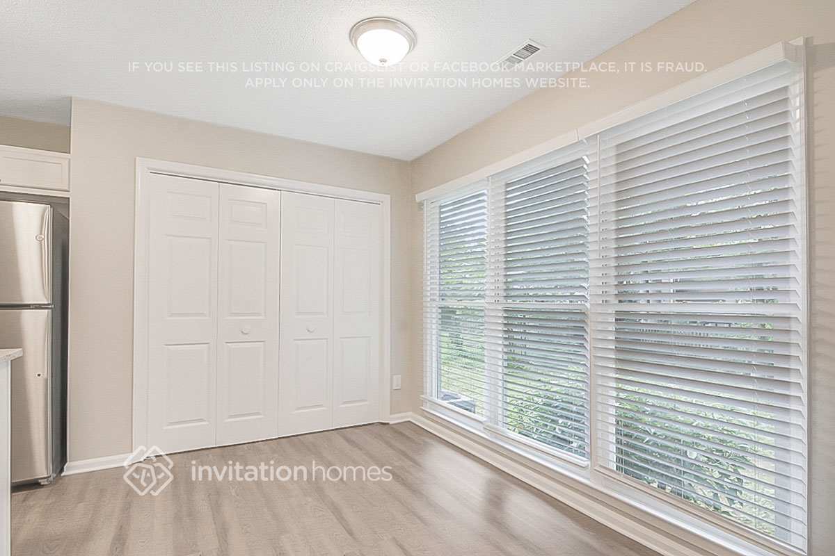 Building Photo - 1008 Stones Landing