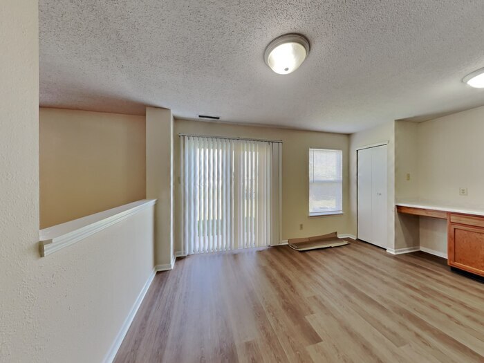 Building Photo - 9140 Amberleigh Dr