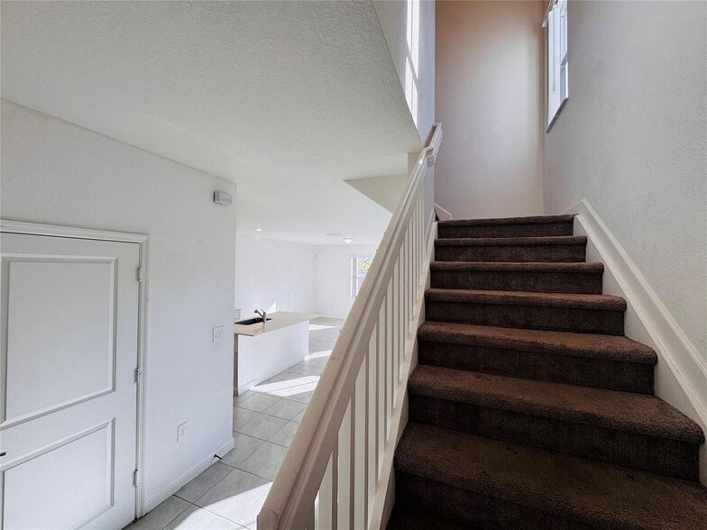 Building Photo - 2437 NW 131st Cir