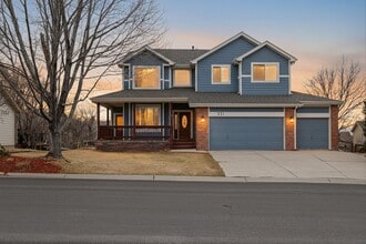 Building Photo - Stunning 5-BD 4-BA Outlook Home with Flatirons Views & Finished Basement