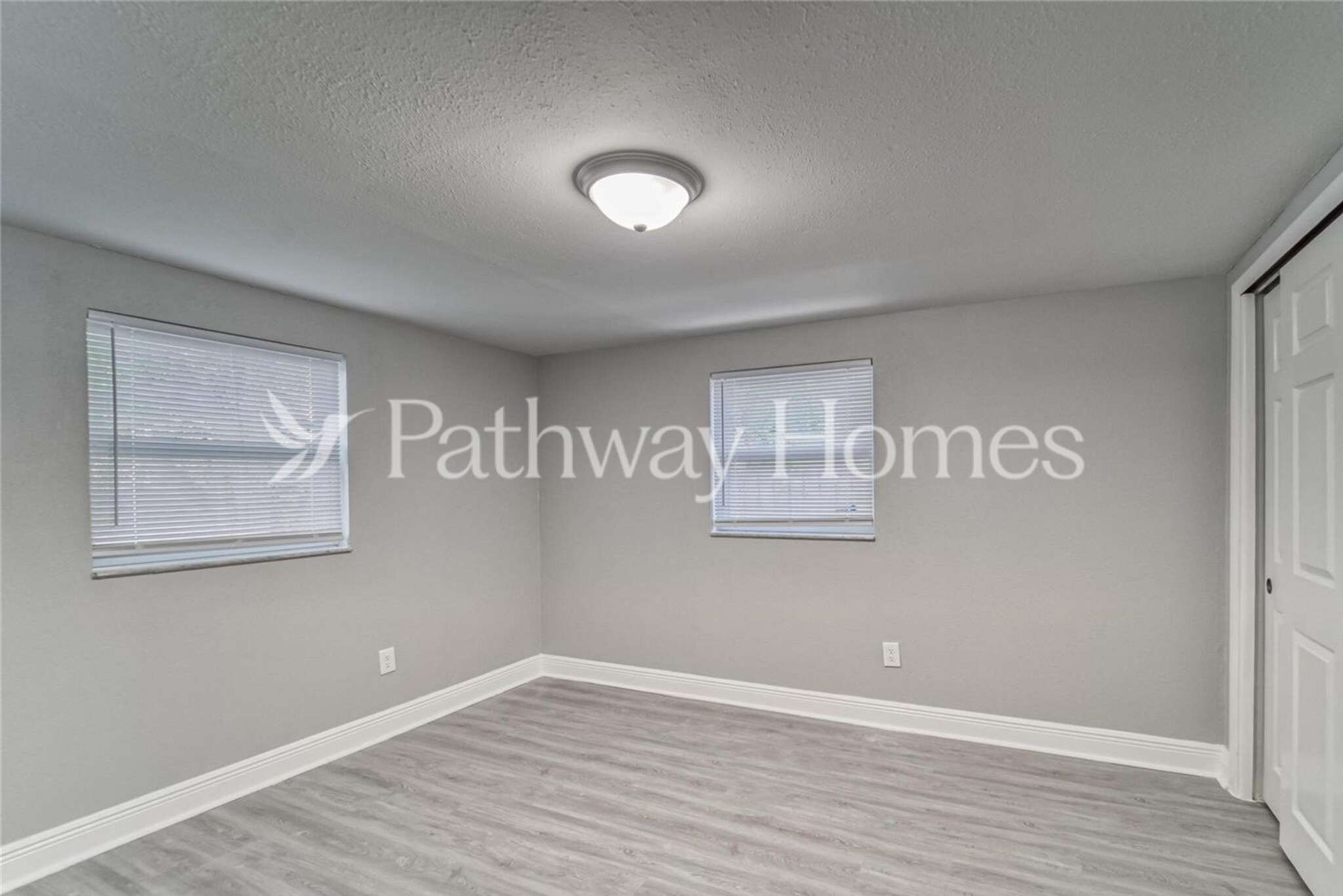 Building Photo - 1133 La Salle St