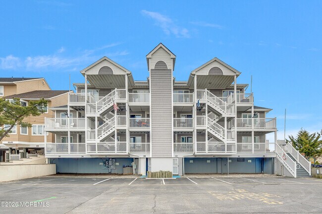 Building Photo - 36 Dune Terrace