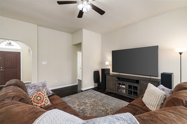 Building Photo - 7501 Caribbean Dr