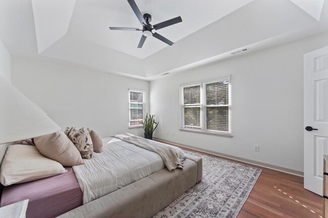 Building Photo - 1353 Black River Dr