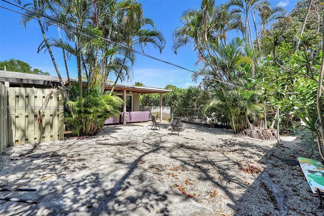 Building Photo - 2470 NE 182nd Terrace