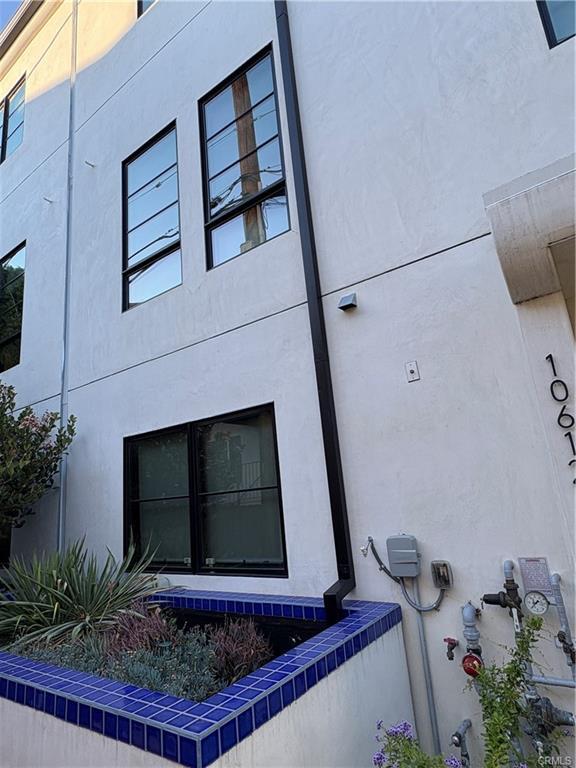 Building Photo - 10612 Kareen Ct