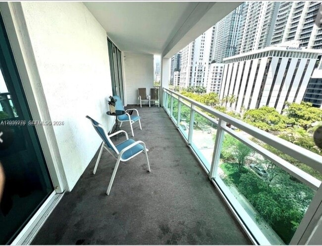 Building Photo - 951 Brickell Ave