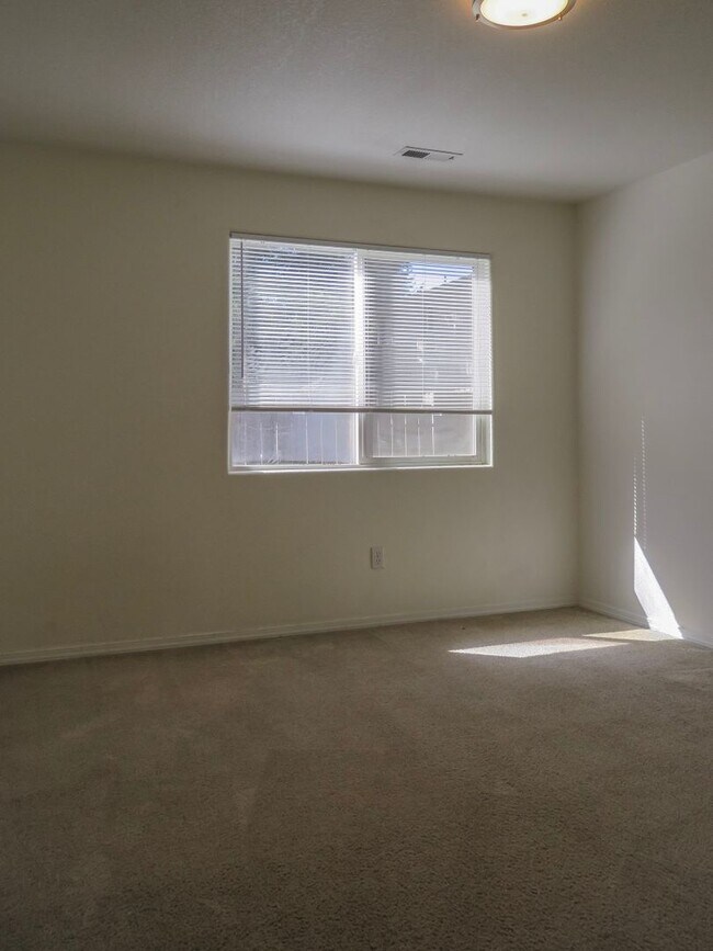 Building Photo - 3 Bedroom 2 Bath Ranch Home Coming soon !