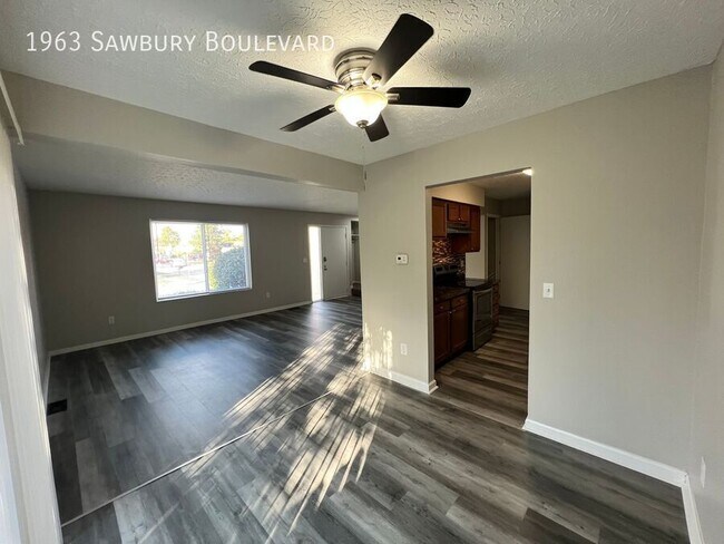 Building Photo - 1963 Sawbury Blvd