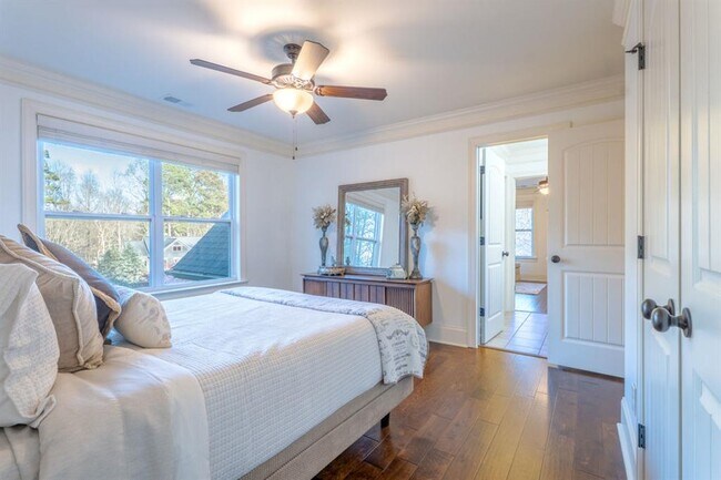 Building Photo - 203 Davis Mill Road