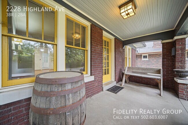 Building Photo - 2228 Highland Ave