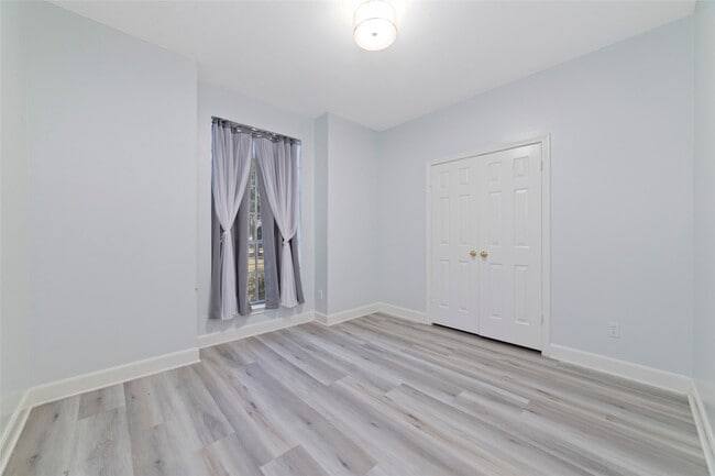 Building Photo - 6511 Mesa Vista Ct