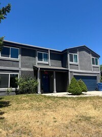 Building Photo - Beautiful Orem Home