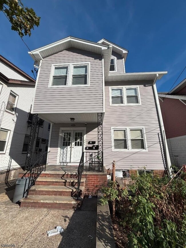 Primary Photo - 426 Stuyvesant Ave.