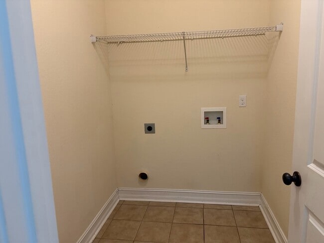 Building Photo - 2522 Manassas Way