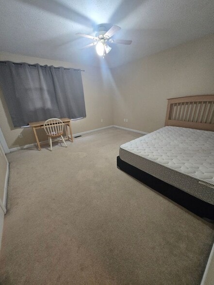 Building Photo - 252 Donna Ave