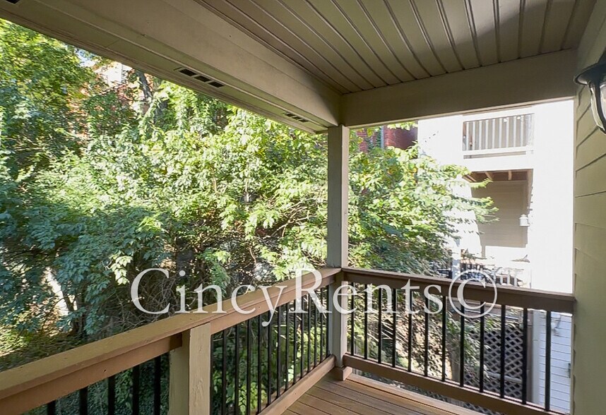 Building Photo - 2931 Eden Ave