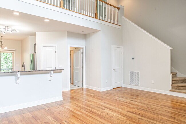 Building Photo - 74 Cypress Cir