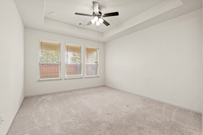 Building Photo - 6018 Bristol Spur Ln