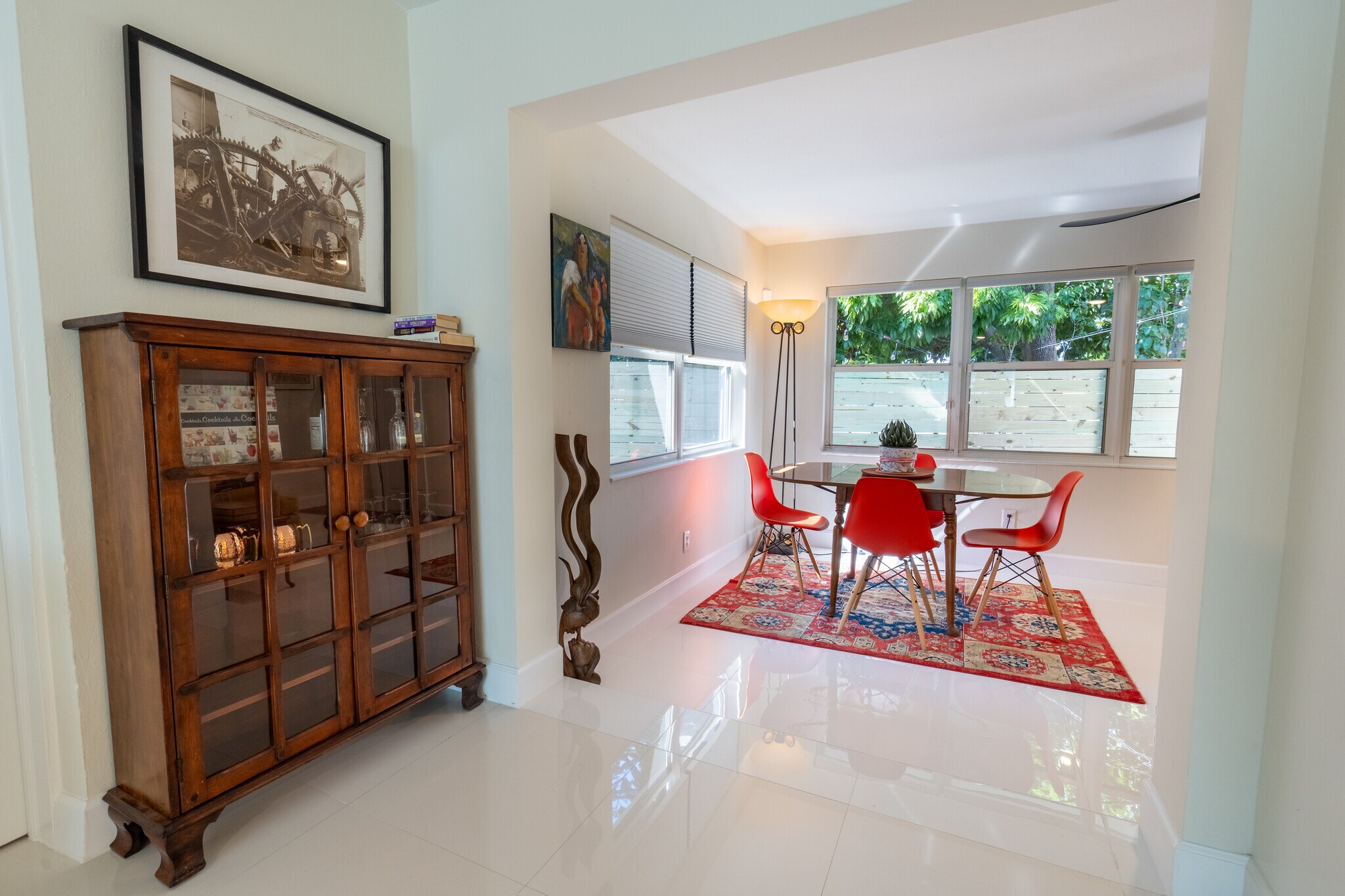 Building Photo - 2121 Parker Ave